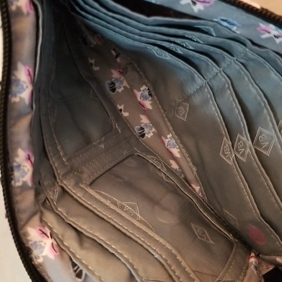 Vera Bradley Plum Pansies RFID Wristlet - Picture 3 of 5